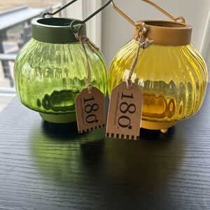 Set Of 2  180 Degrees mini glass tealight candle holders Green Yellow NEW w Tags